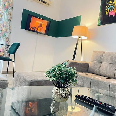 Top Central Apartment Tirana Exterior foto